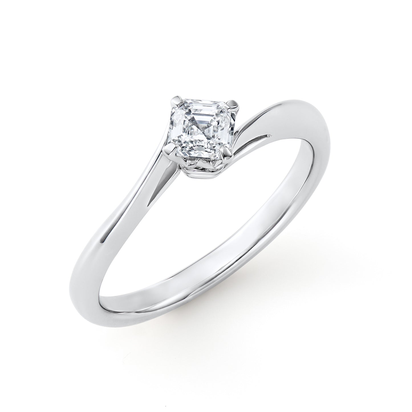 ロイヤル・アッシャー・カット プラチナ ダイヤモンドリング